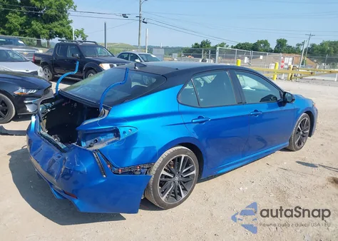 2018 Toyota Camry Xse z USA, uszkodzony, nr VIN 4T1B61HK1JU070535